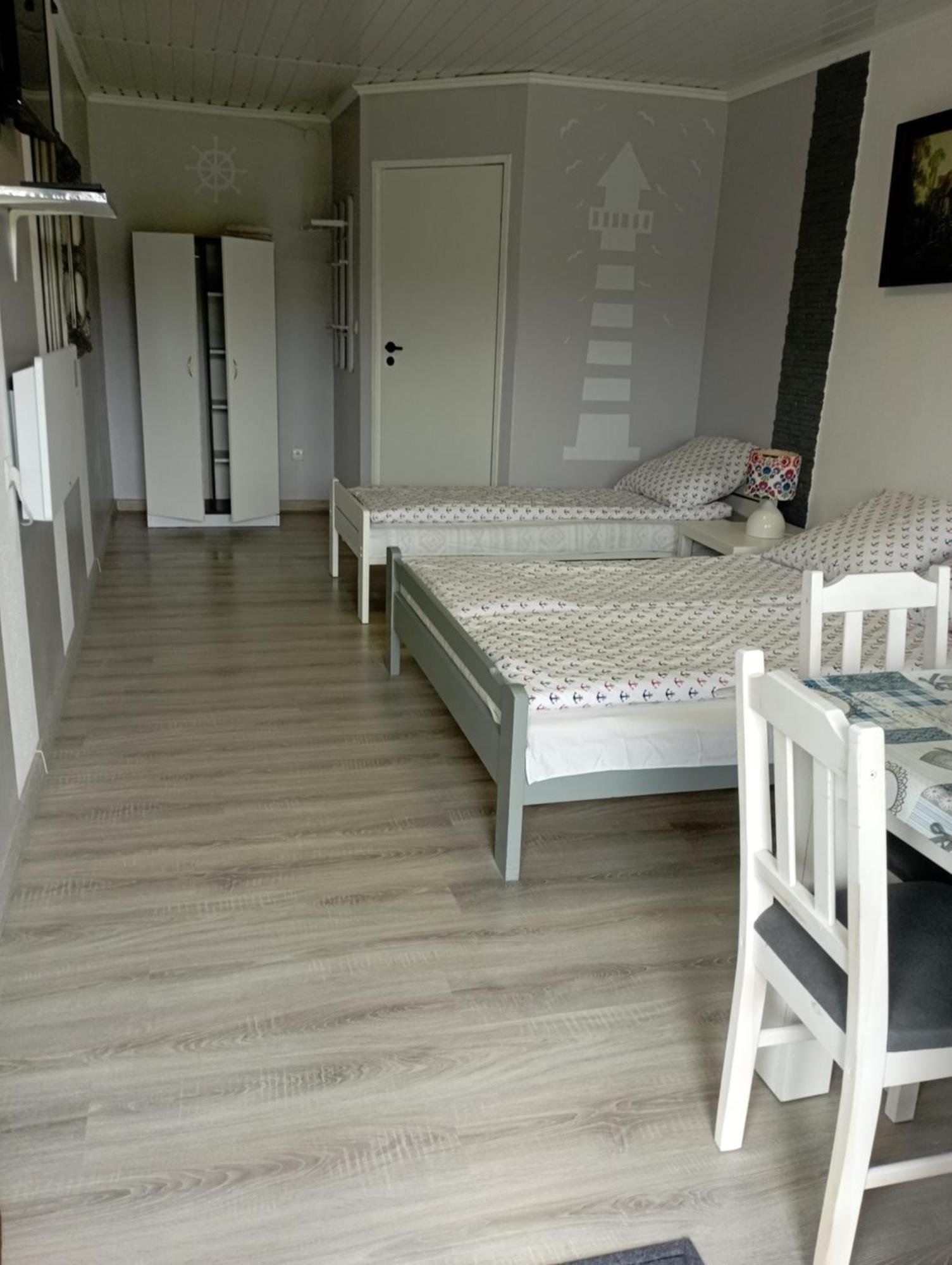 Anrema - Pokoje 21M2 Swarzewo Exterior foto